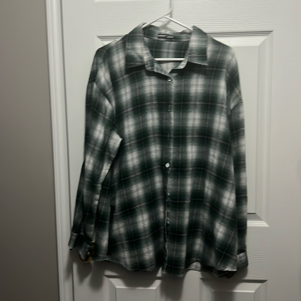 Green plaid button up, size large